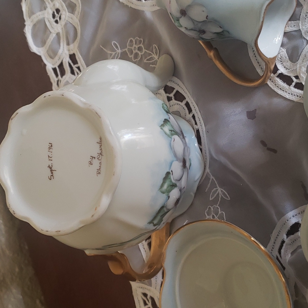 Porcelain Tea Set - Picture 9 of 9
